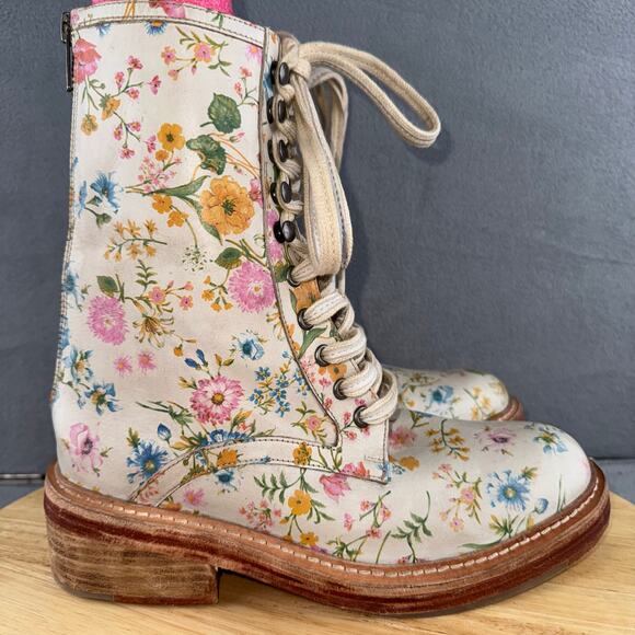 Free People Santa Fe Floral Leather Lace-Up Boots Women’s Size 38 / 7.5-8 US - Picture 3 of 8
